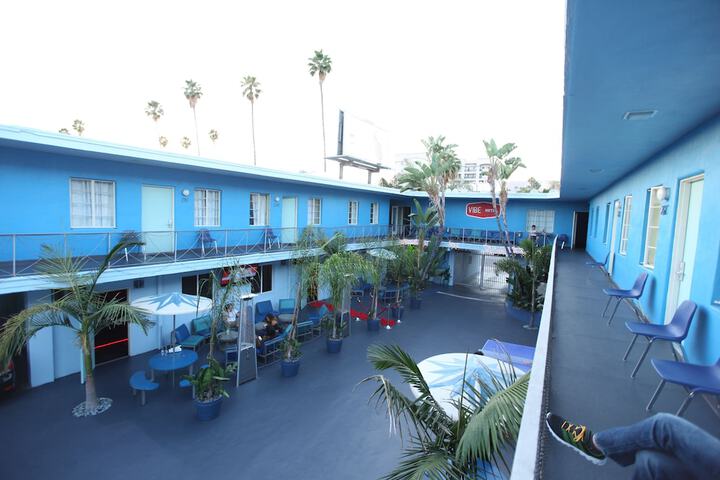 Hotel Exterior 40 of 47