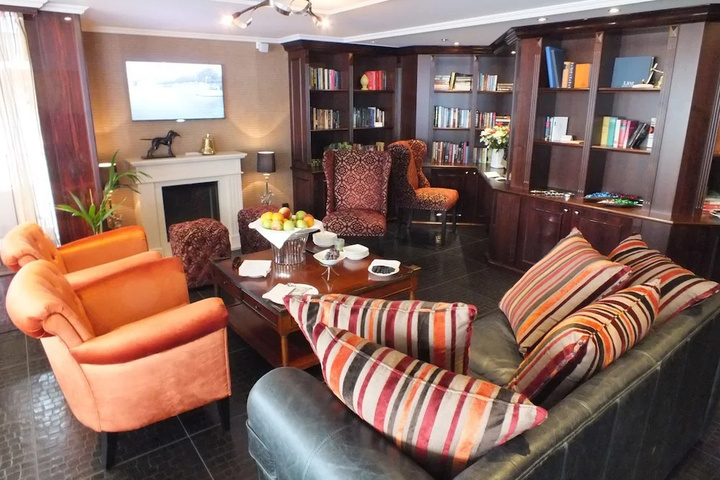 Crossgates Hotelship 4 Star - Altstadt - Düsseldorf