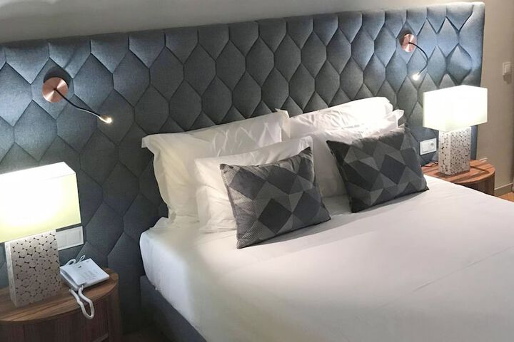 Room 40 of 152