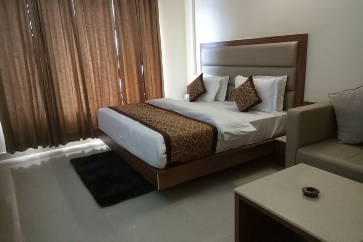 Room 45 of 61
