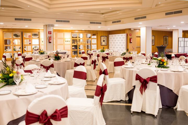 Ballroom/Hall 59 of 78