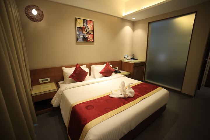 Room 14 of 43