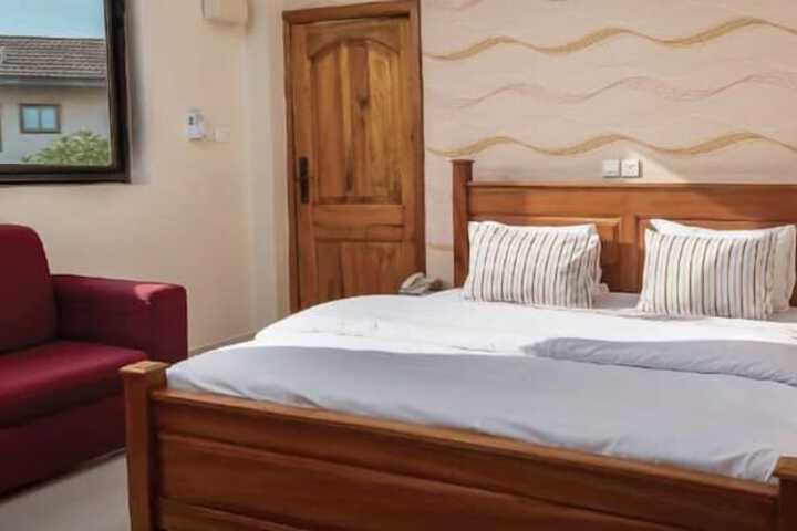 Room 3 of 23
