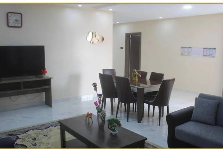 Room 2 of 11
