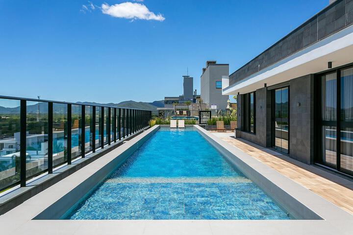 Pool 1 of 13