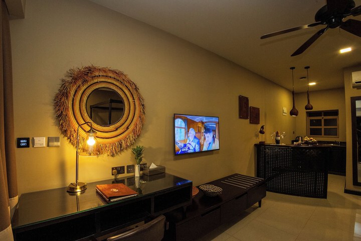 Room 80 of 173
