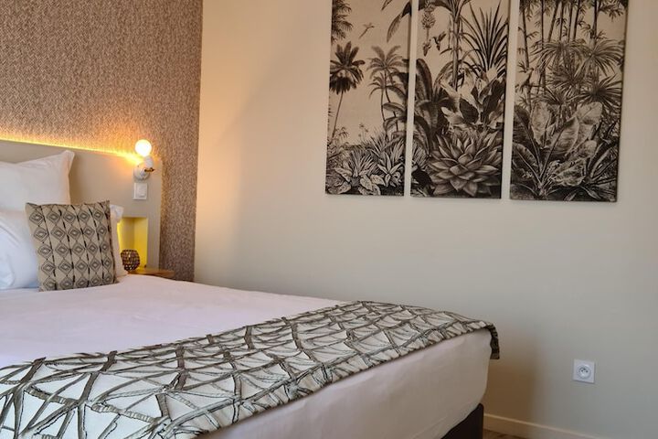 Room 72 of 210