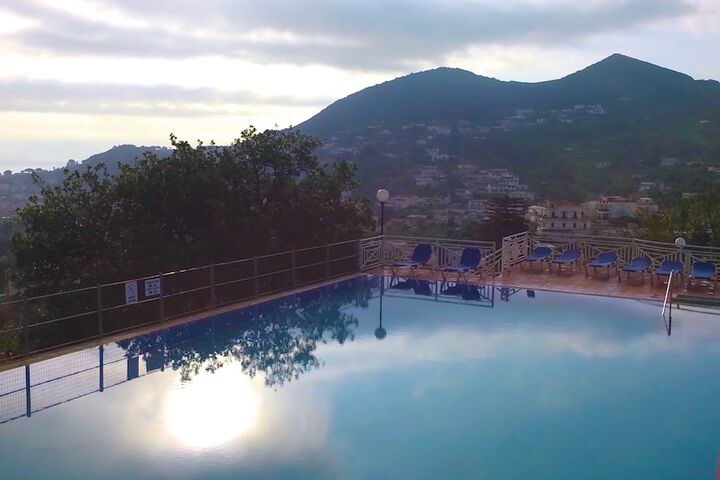 Pool Hotel