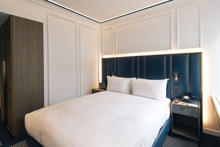 Room 9 of 123