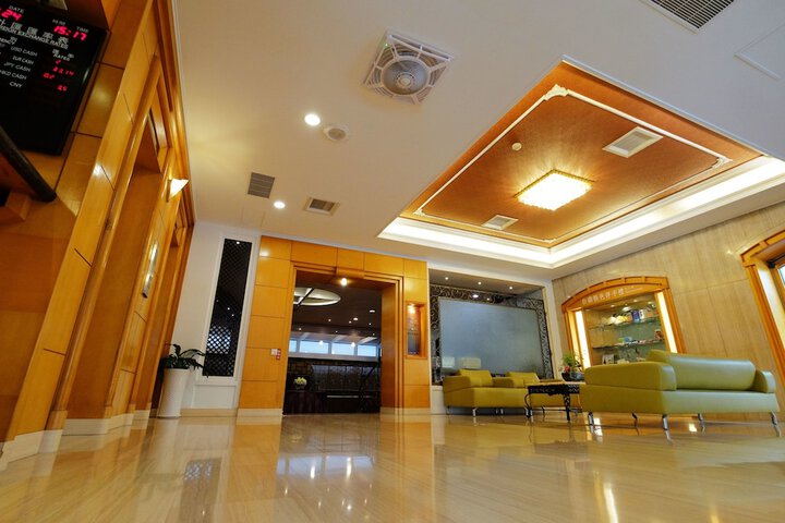 Lobby Entry
