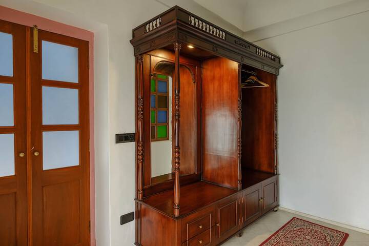 Room 27 of 70