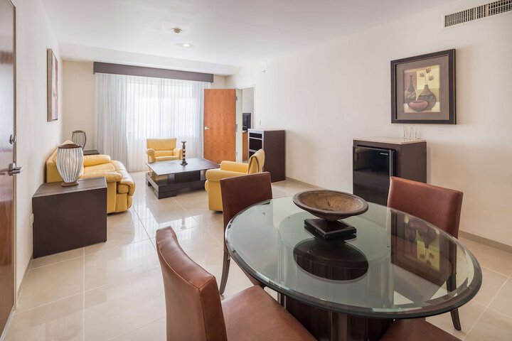 Room 14 of 52
