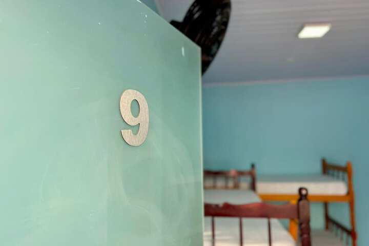 Room 33 of 85