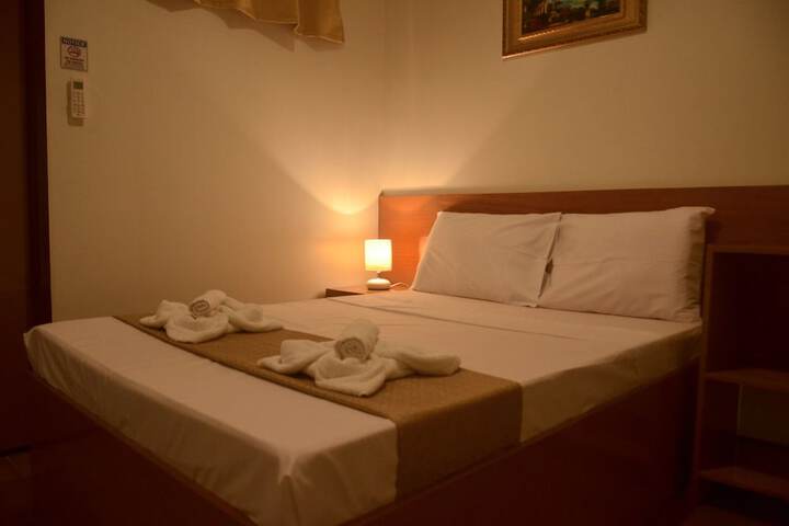 Room 6 of 46
