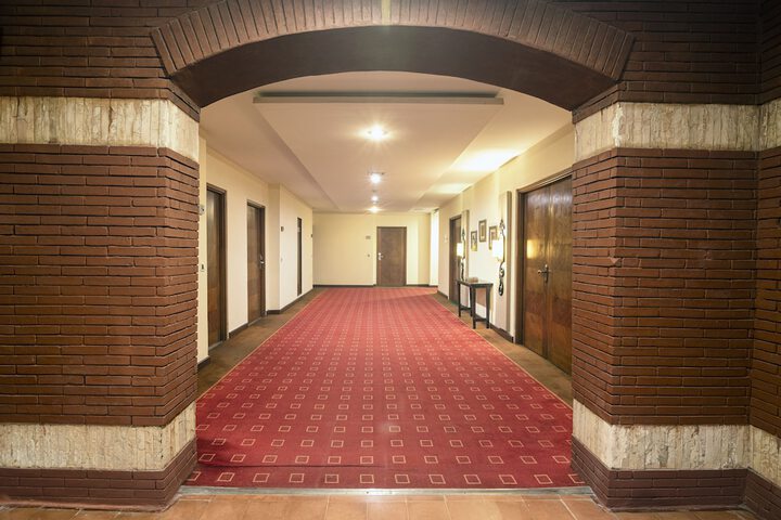 Ballroom/Hall 29 of 37