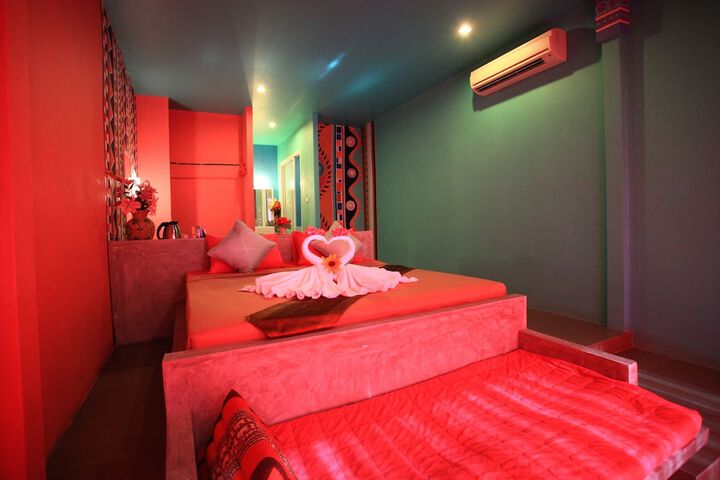 Room 21 of 169