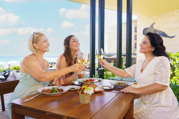 Dining 126 of 205