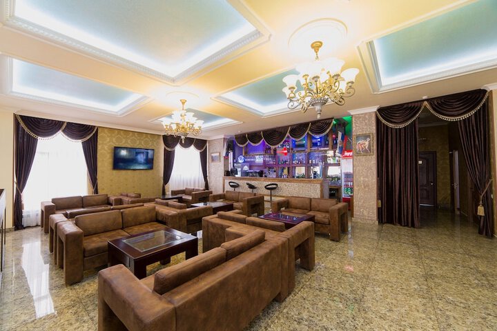 Hotel Interior 6 of 28