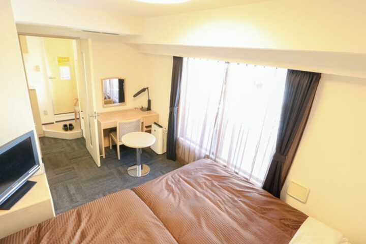 Room 8 of 29