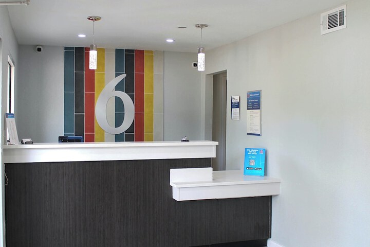 Hotel Interior 4 of 24