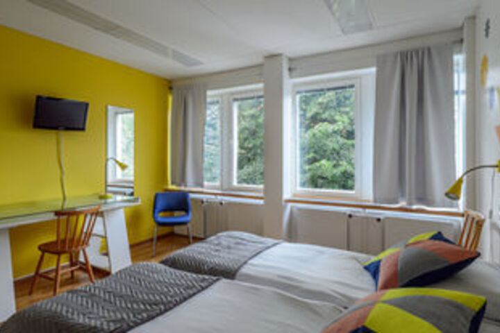 Room 38 of 75