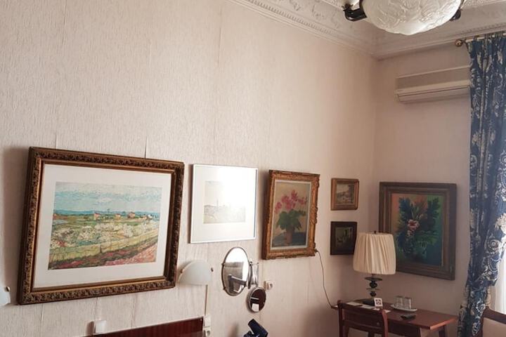 Room 19 of 41