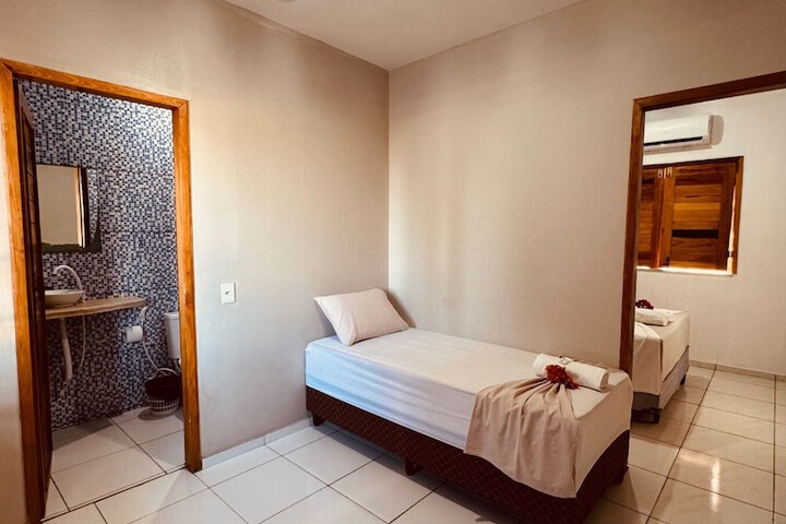 Room 6 of 20