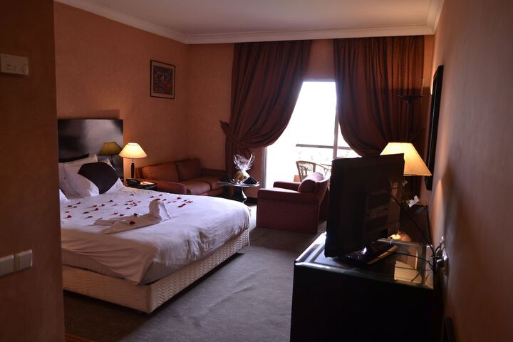 Room 8 of 39