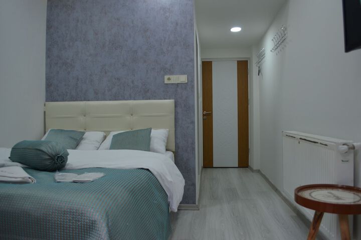 Room 30 of 61