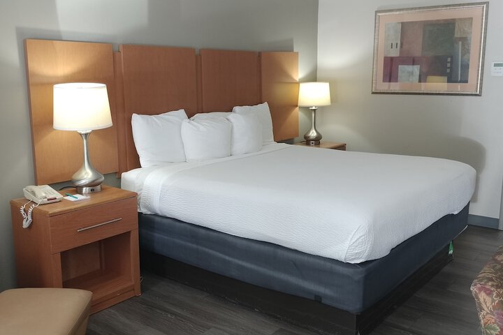 Room 41 of 190