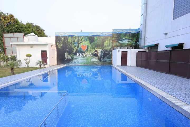 Pool 20 of 22