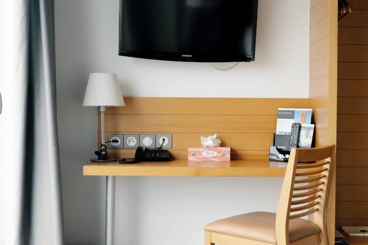 Room 20 of 74