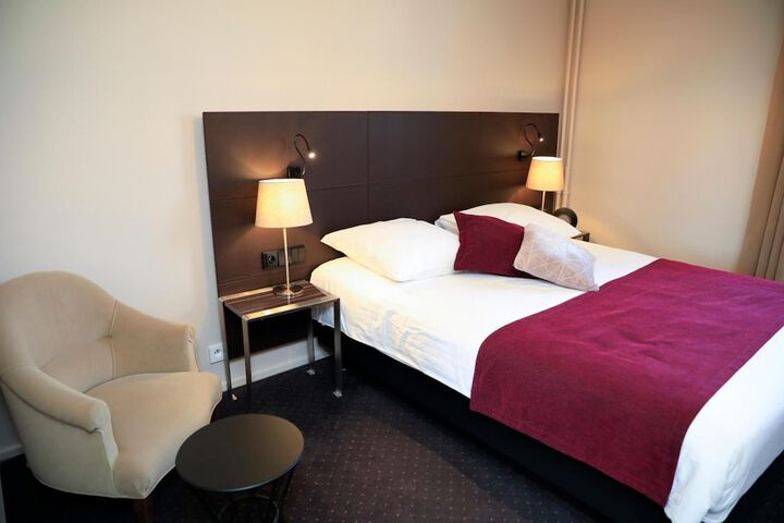Room 25 of 55