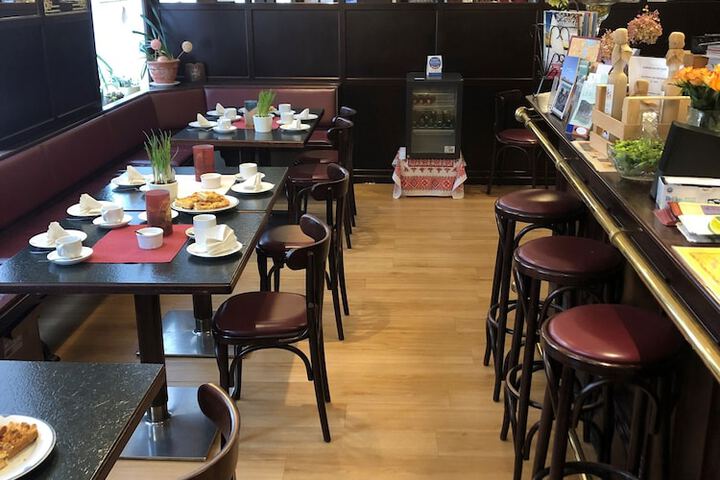 Cafe