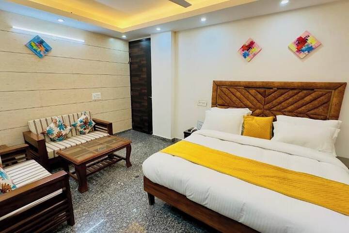 Room 21 of 50