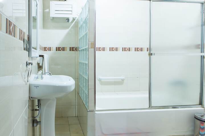 Room 18 of 31
