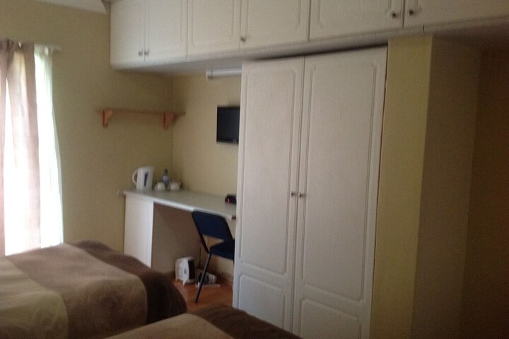 Room 11 of 31