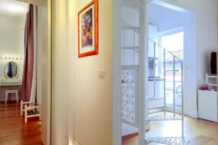 Room 65 of 161
