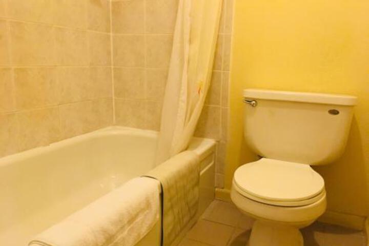 Room 3 of 4