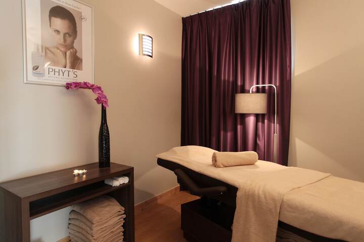 Room 28 of 59