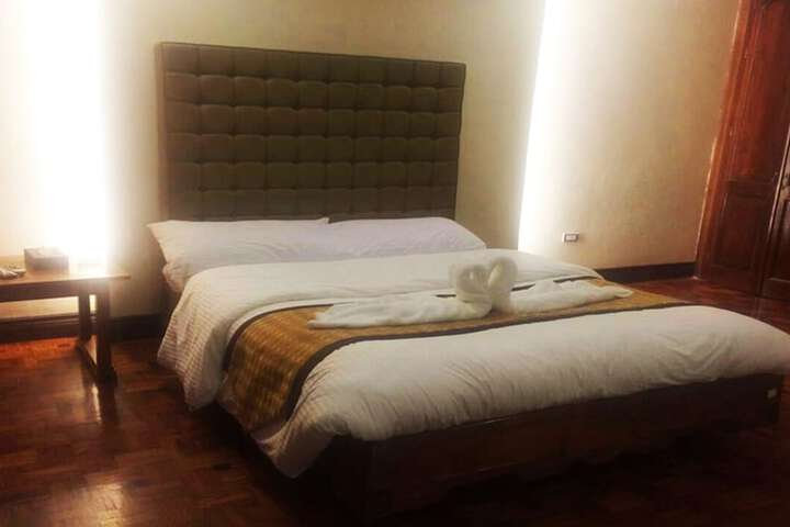Room 3 of 36