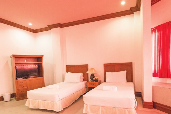 Room 6 of 29