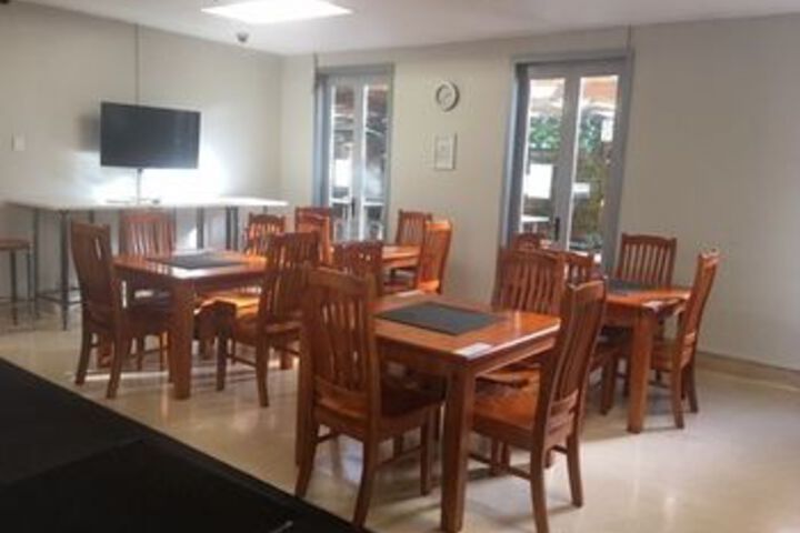 Dining 2 of 12