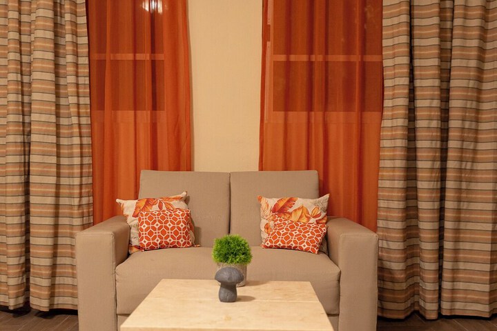 Room 7 of 57