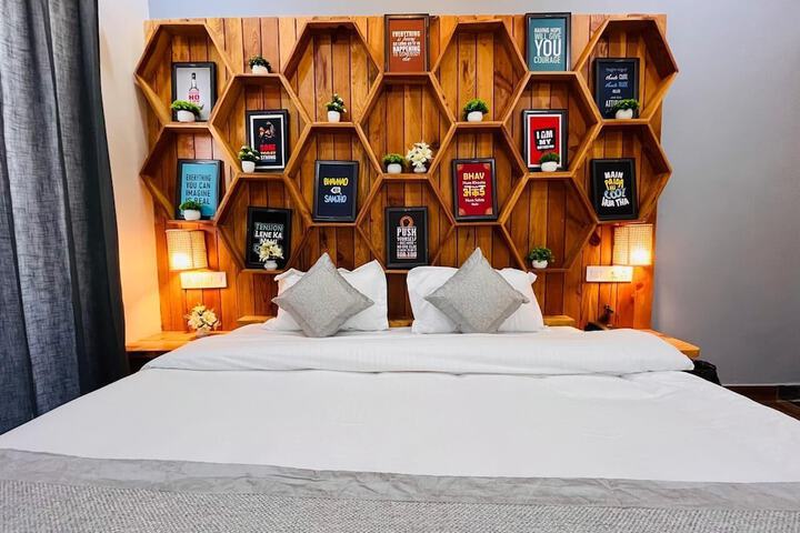 Room 25 of 73
