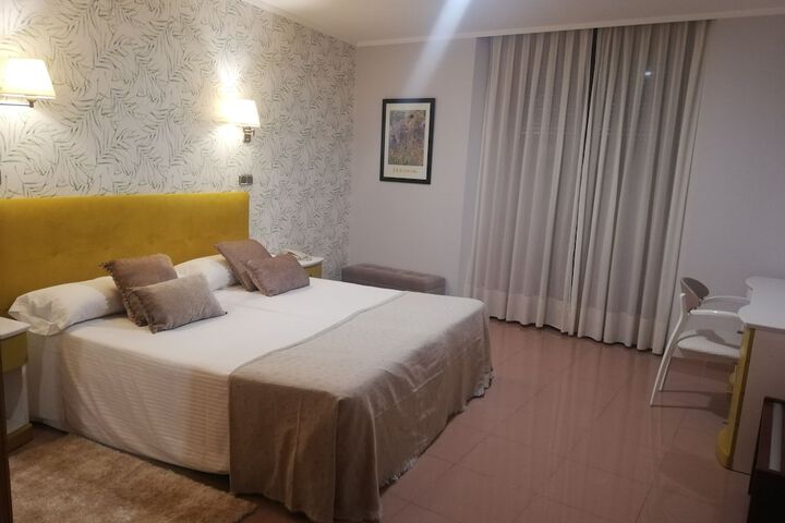 Room 35 of 74