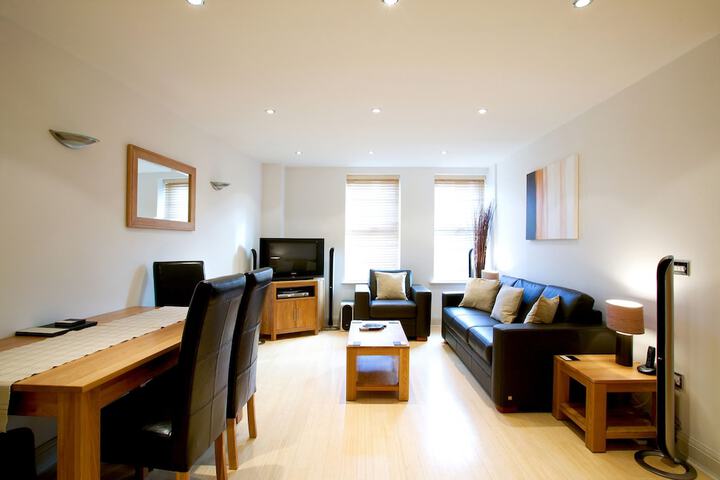 Room 16 of 21