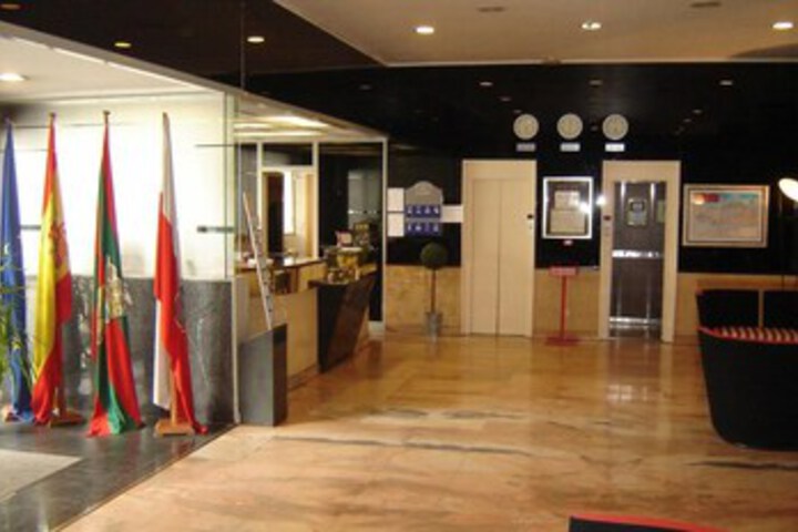 Photo of Hotel City House Torrelavega
