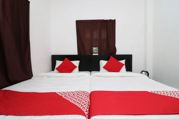 Room 9 of 29