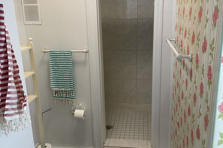 Room 78 of 99
